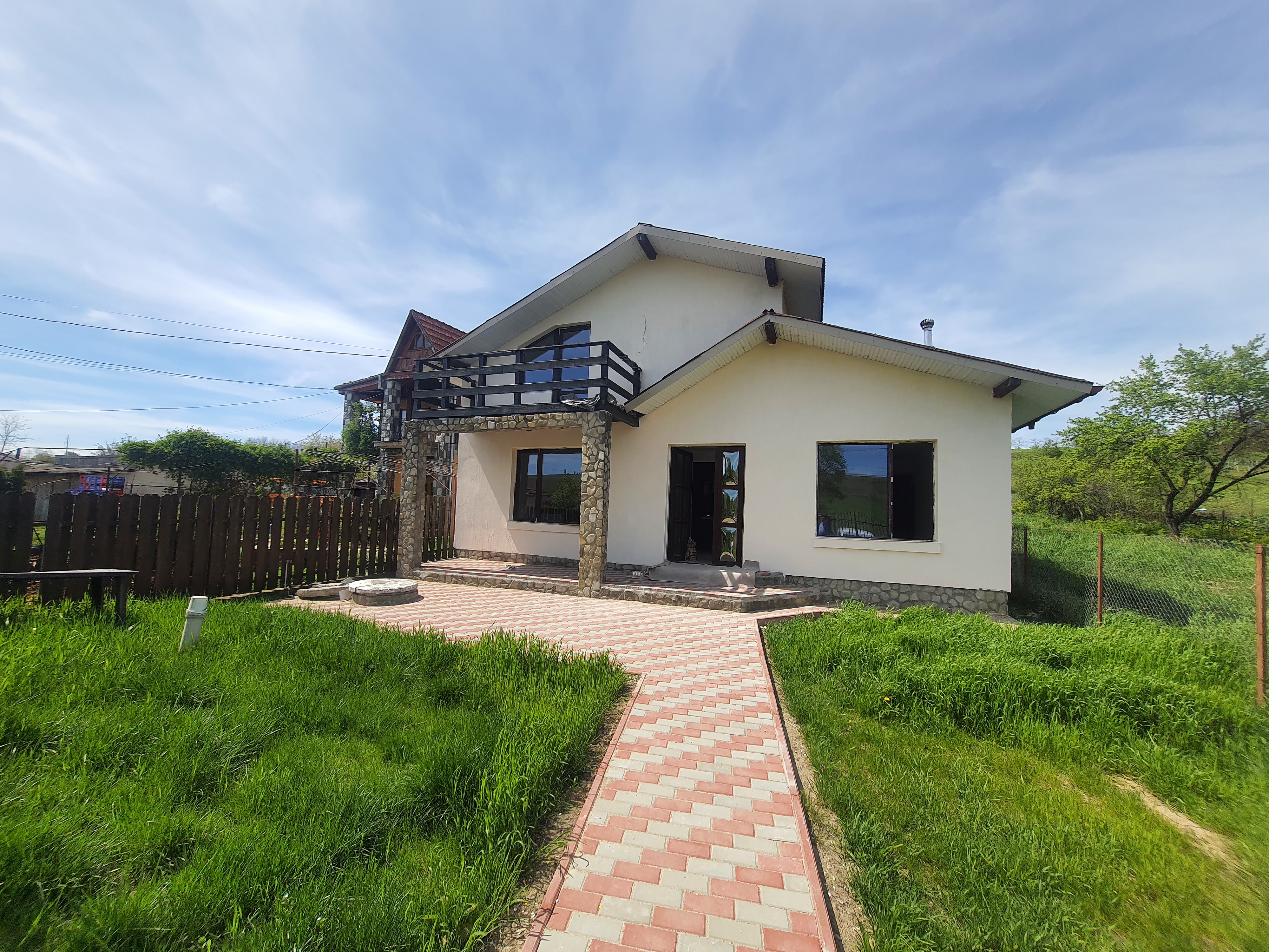 Casa + Teren Valea Lungă