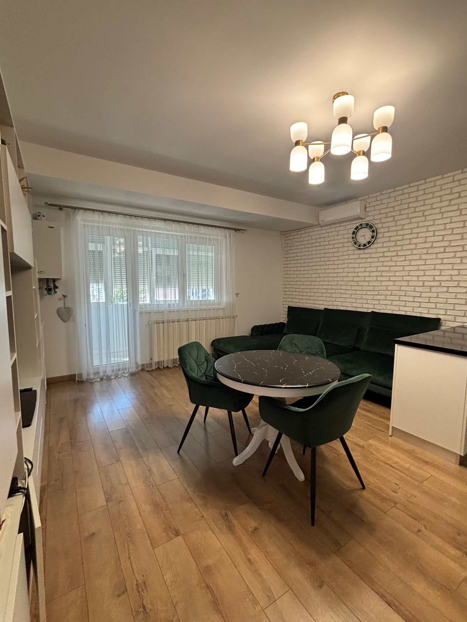 Apartament cu 3 camere – Valea Lupului