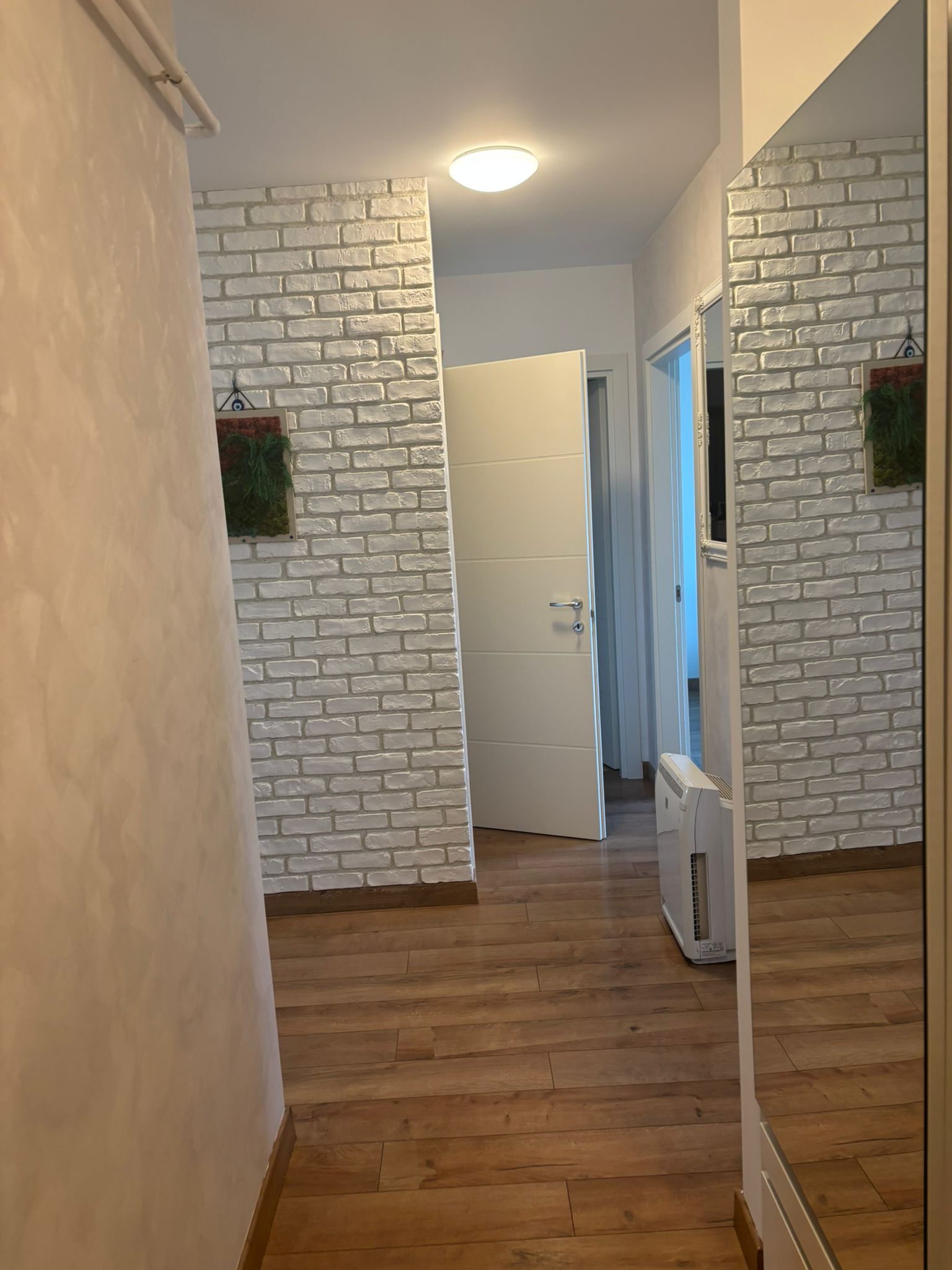 Apartament cu 3 camere – Valea Lupului
