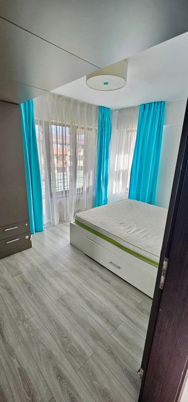 Apartament cu 3 camere Complex Brown