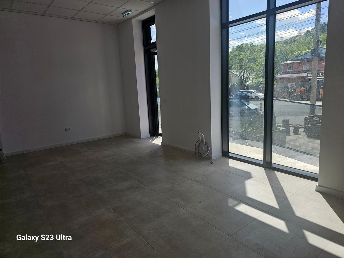 Spaţiu de închiriat zona Siraj- Potiers