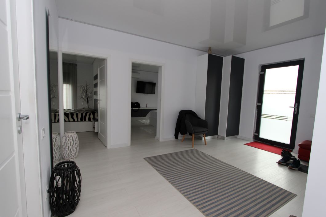 Vila pretabila pentru Locuit zona Dancu