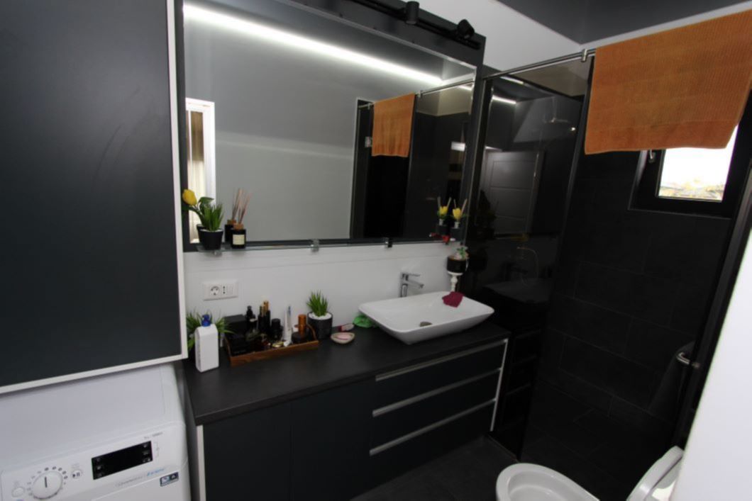 Vila pretabila pentru Locuit zona Dancu