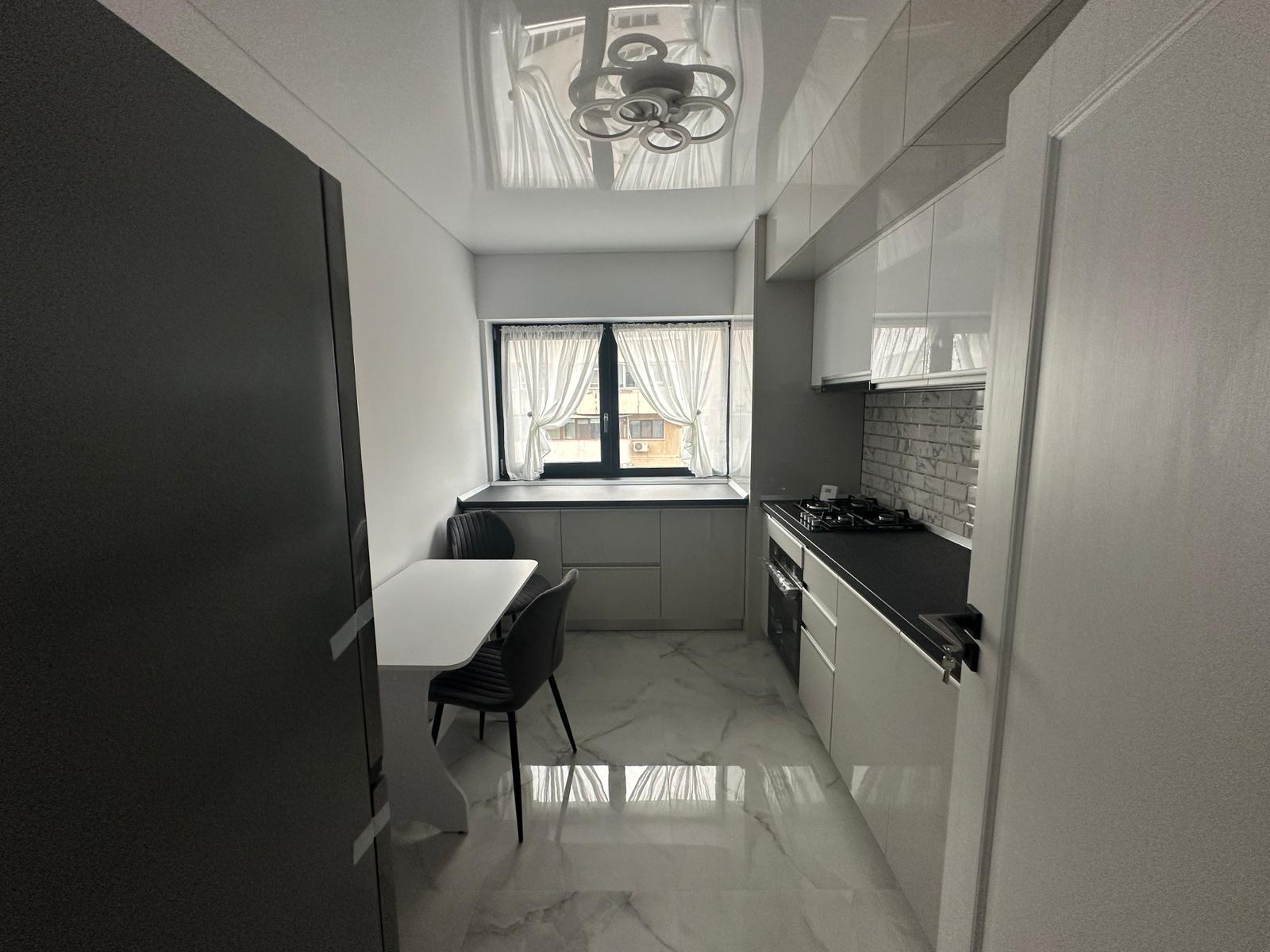 Apartament cu o cameră transformat în 2 camere