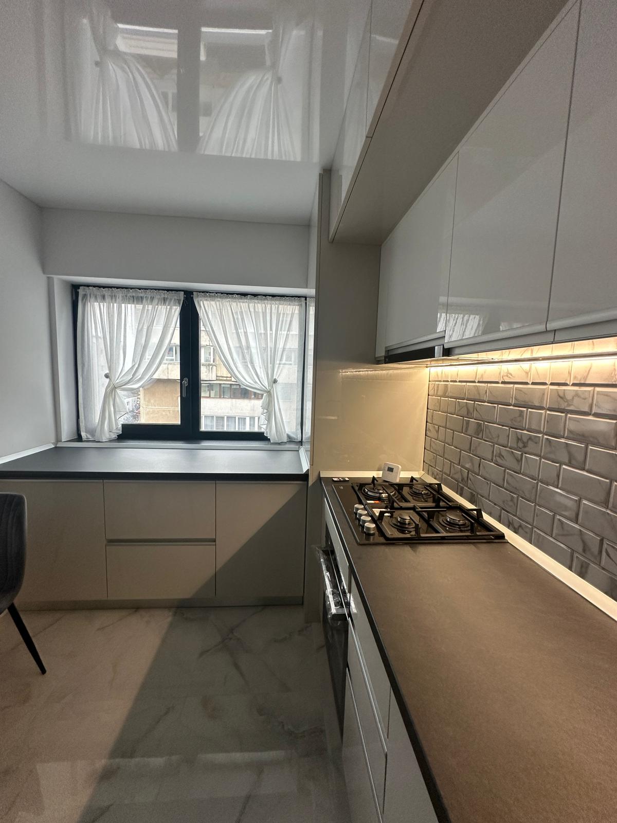 Apartament cu o cameră transformat în 2 camere