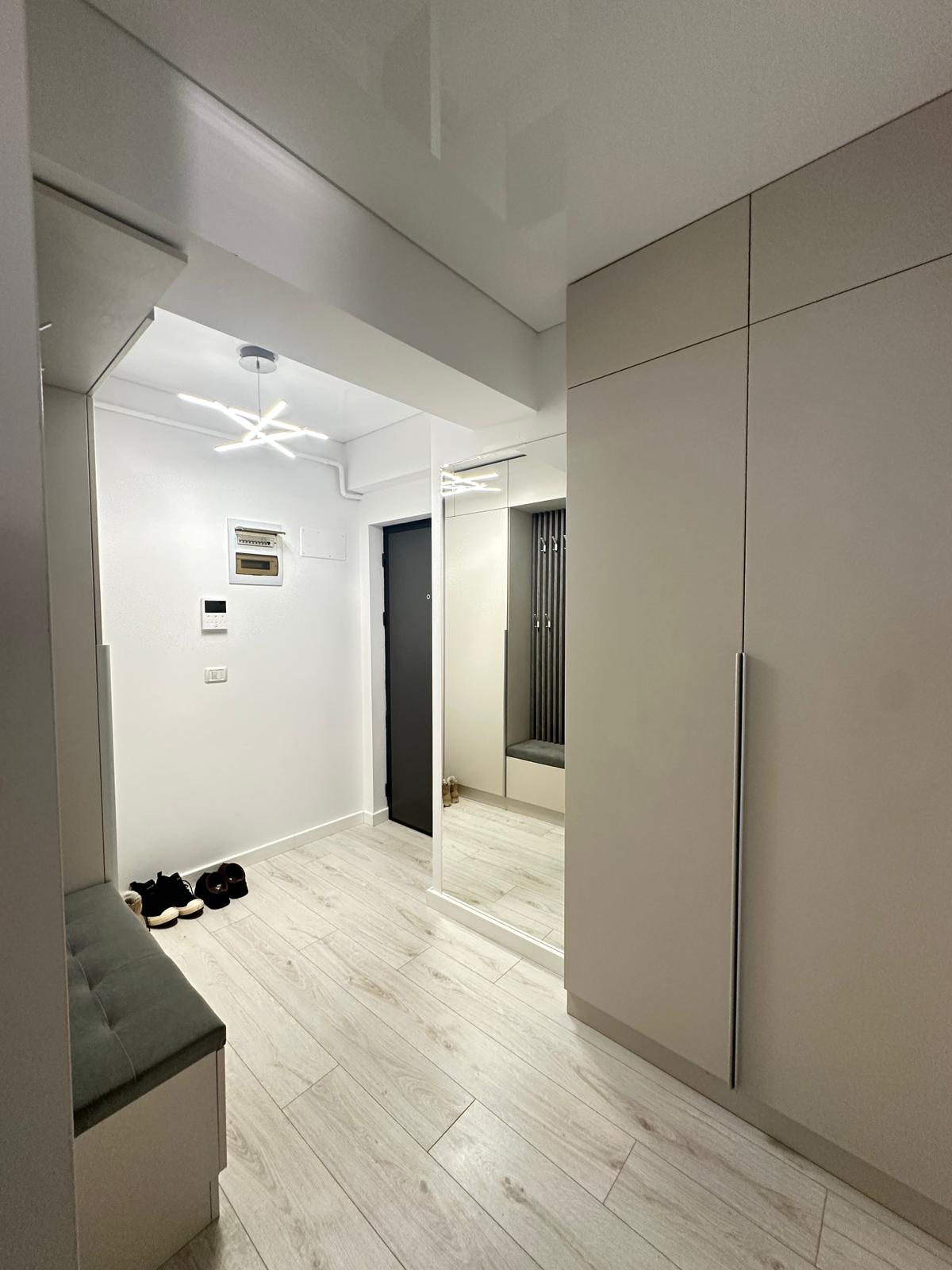 Apartament cu o cameră transformat în 2 camere