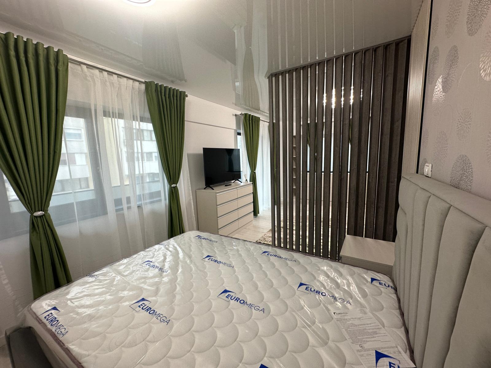 Apartament cu o cameră transformat în 2 camere