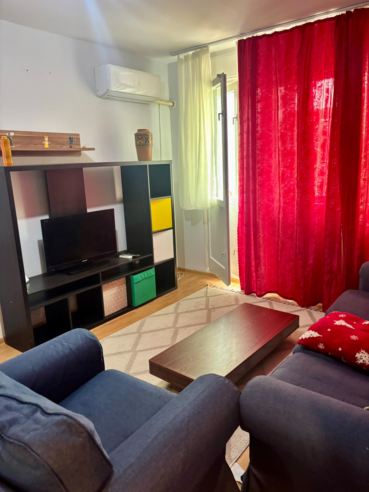 Apartament cu 3 camere Tătăraşi Flora