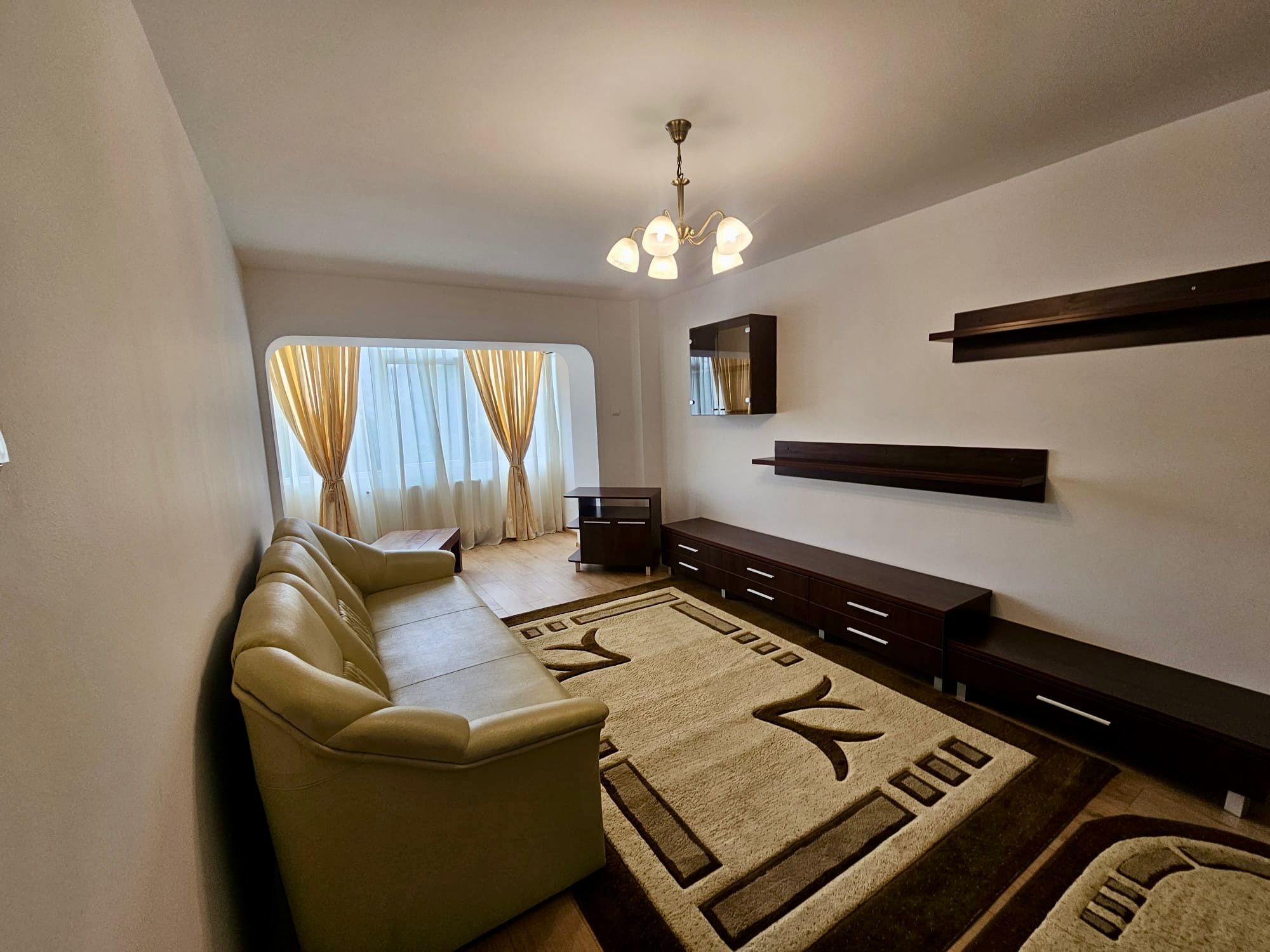 Apartament cu 3 camere Gară